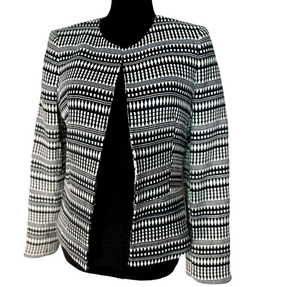 Tahari Authur S. Levine black and white Stylish blazer